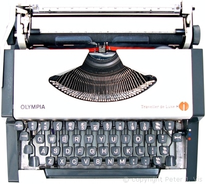 Olympia Portable Typewriter Keyboard
