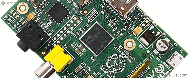 Raspberry Pi Model B 512 MB RAM